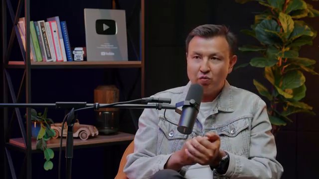 Если вы думаете о запуске собственного бизнес-канала или уже ведёте его, вот… (30:06)