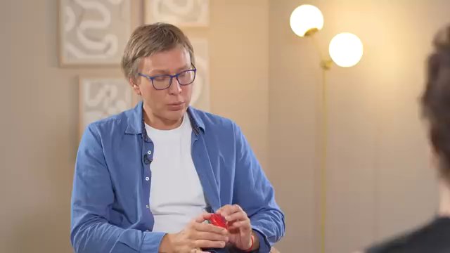 Его главный антагонист — кортизол. (47:36)